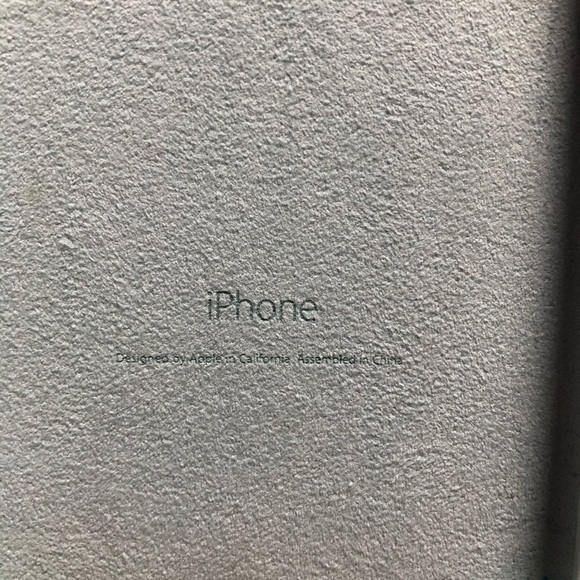 IPhone 6 Plus Silicone Case - Picture 3 of 3